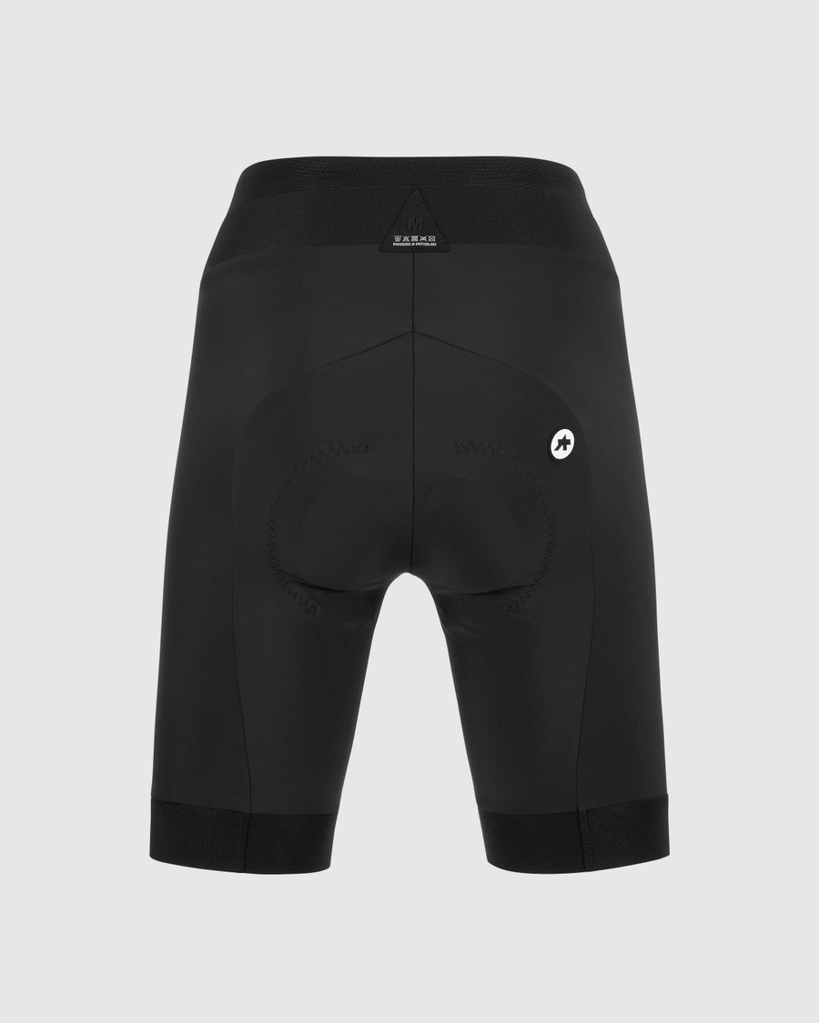 assos-uma-gt-half-shorts-c2-labosch-2.png